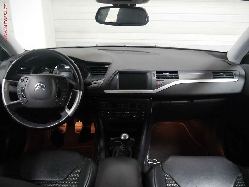 Citroën C5 (2012) 2.0 HDi, Exclusive - fotka 8 z 21