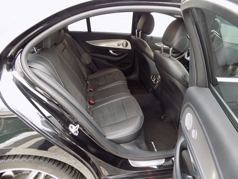Mercedes-Benz Třídy E (2018) 350d/AMG Line/4-Matic/LED/ - fotka 18 z 45