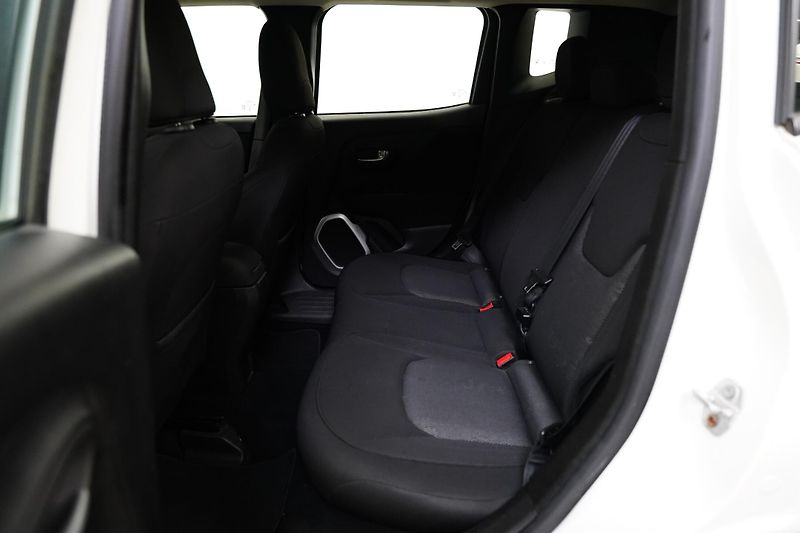 Jeep Renegade - fotka 22 z 23