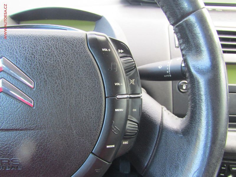 Citroën C4 (2006) 1.6 HDi, Klima - fotka 17 z 17