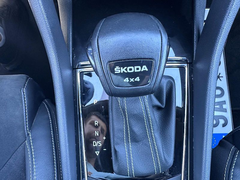 Škoda Kodiaq 2.0 TDI 4X4 DSG SportLine - fotka 12 z 18