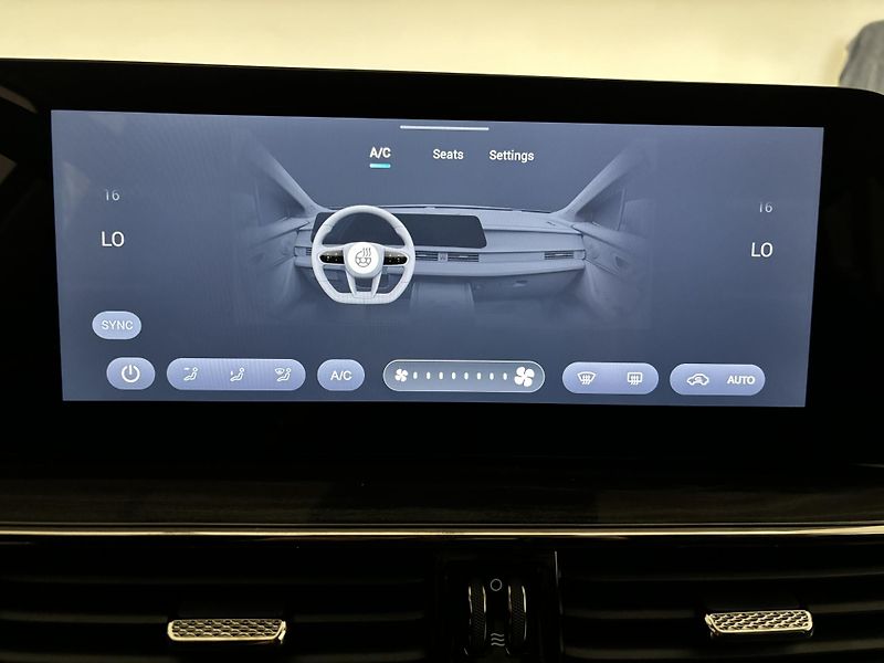 Omoda 5 (2026) 1.6 tGDI 108kW Premium - fotka 32 z 49