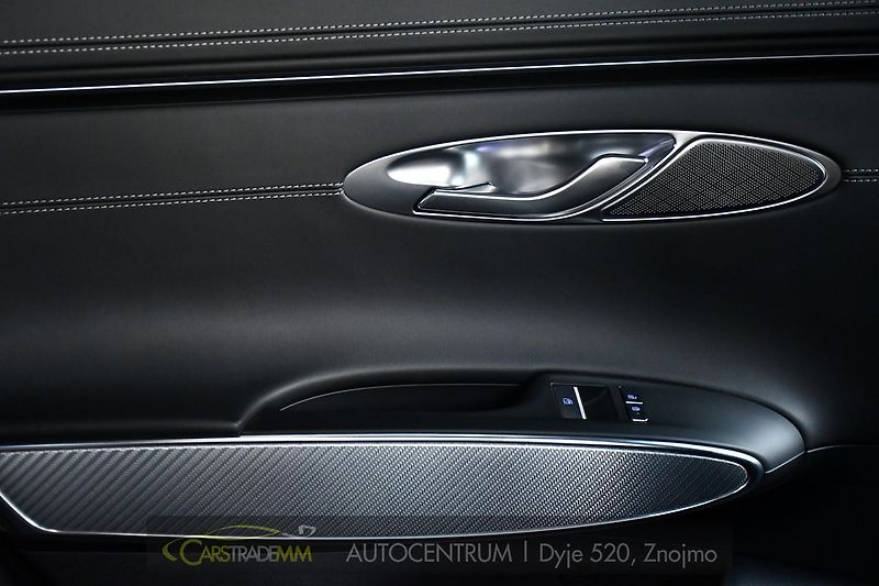 Genesis GV70 2.5T AWD AT8 LUXURY LINE - fotka 50 z 58
