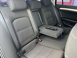 Volkswagen Passat 2,0 TDi MATRIX ComfortLine - náhled 18