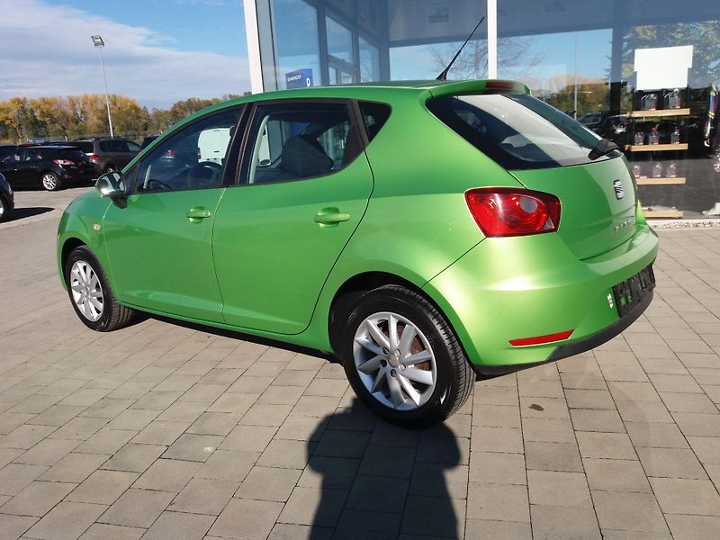 Seat Ibiza 1.4 16V,63kW,NAVI,DIG.KLIMA!! - fotka 6 z 37