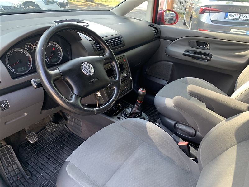 Volkswagen Sharan 1,8 t LPG 7MÍST - fotka 11 z 19