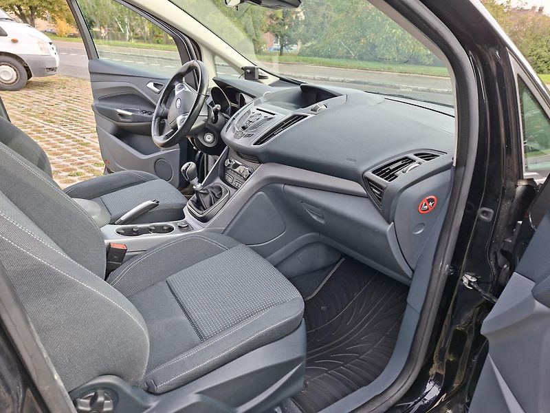 Ford C-MAX (2014) - fotka 12 z 17