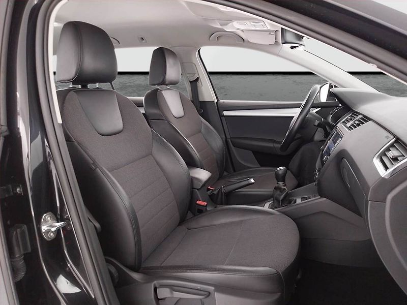 Škoda Octavia (2015) Style 1.6 TDI, Serv.kniha - fotka 9 z 22