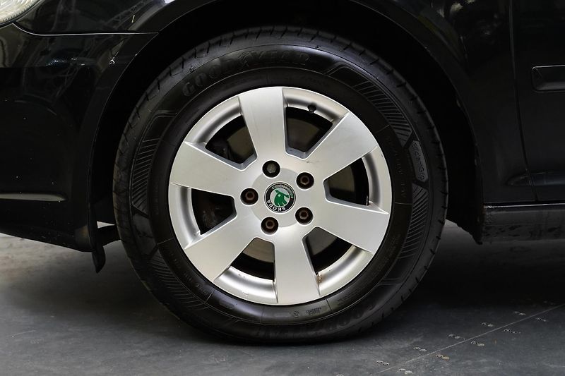 Škoda Octavia - fotka 10 z 25