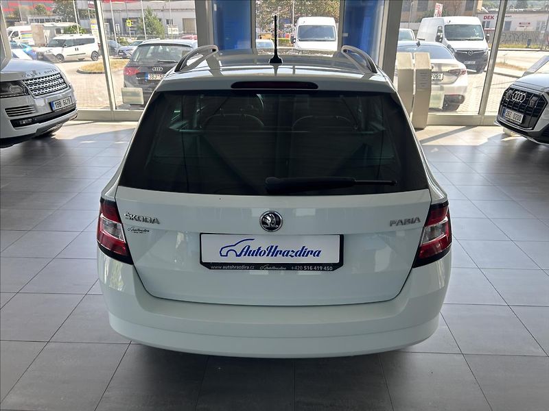 Škoda Fabia 1,0   TSI,CLEVER,SERVISKA,ACC - fotka 5 z 24