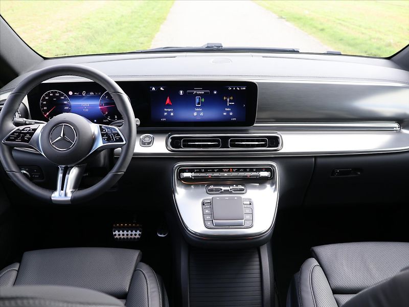 Mercedes-Benz Třídy V 2,0 300d 4Matic Long Exclusive - fotka 44 z 54