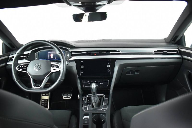 Volkswagen Arteon Shooting Brake (2023) 2.0TDI 147kW R-Line, CZ - fotka 10 z 23