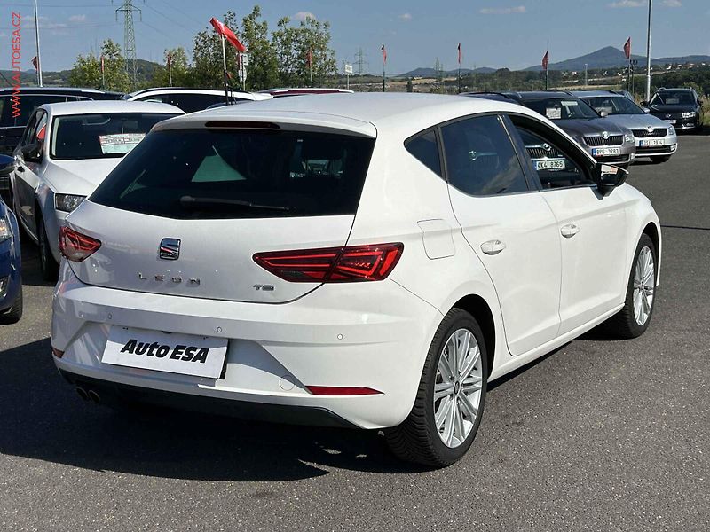 Seat Leon (2017) 1.4TSi, ČR, Ecellence, LED - fotka 4 z 18