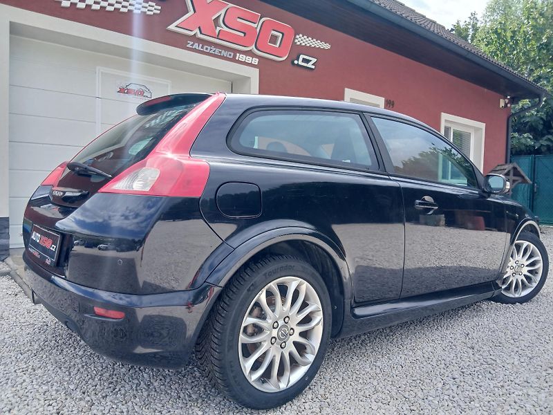 Volvo C30 2.0D DIGI AC - fotka 3 z 32