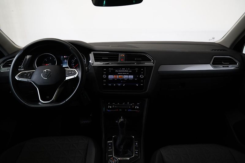 Volkswagen Tiguan - fotka 6 z 6
