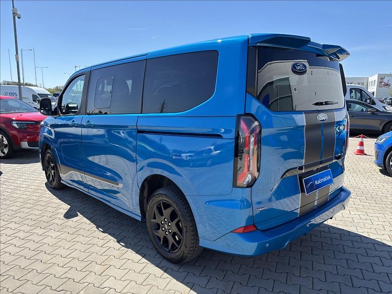 Ford Tourneo Custom 2,5 PHEV Sport 171kW - fotka 3 z 35