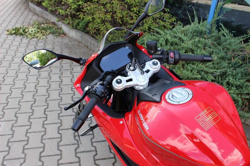 QJ Motor (2026) SRK 800 RR NOVINKA  MODEL  26 - fotka 10 z 13