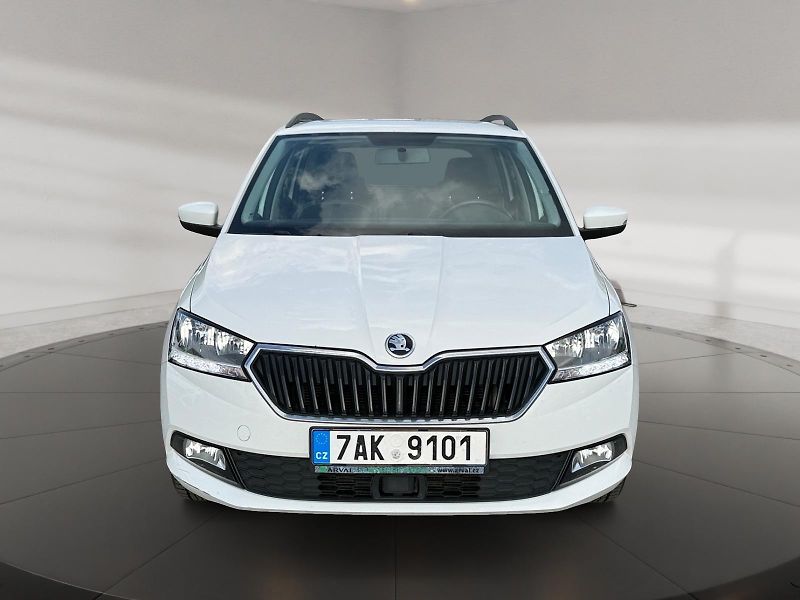 Škoda Fabia (2019) AMBITION 1.0TSI 70kW CZ DPH - fotka 2 z 11