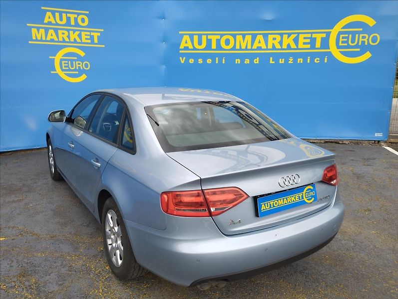 Audi A4 2,0 105KW - fotka 6 z 17