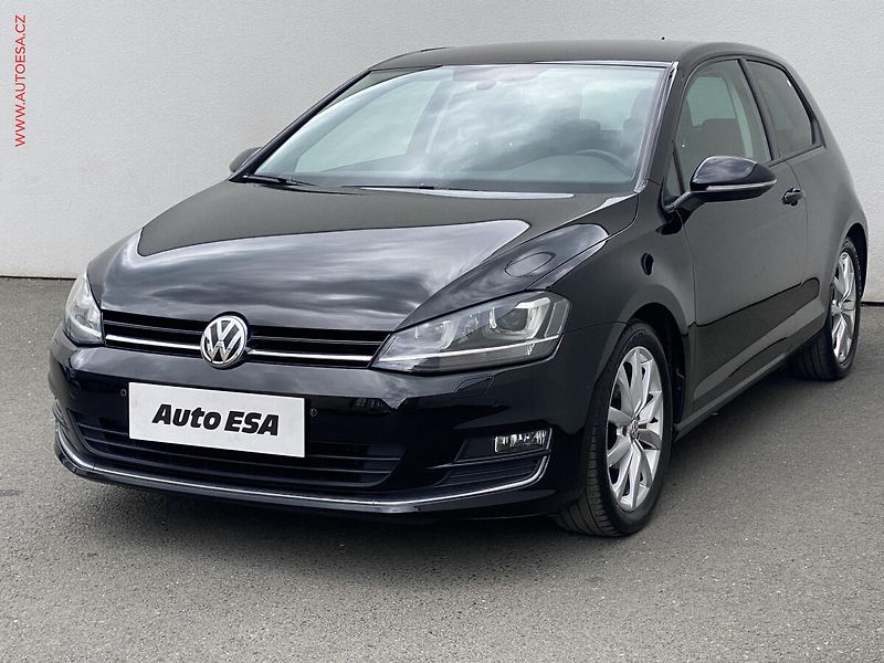 Volkswagen Golf (2015) 1.4 TSi, Highline, bixen - fotka 3 z 18