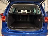 Volkswagen Sharan (2018) 2.0 TDI 7DSG 4MOTION Highline - náhled 21