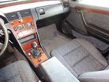 Mercedes-Benz Třídy C (1995) 180 Elegance - man. převodovka - náhled 11