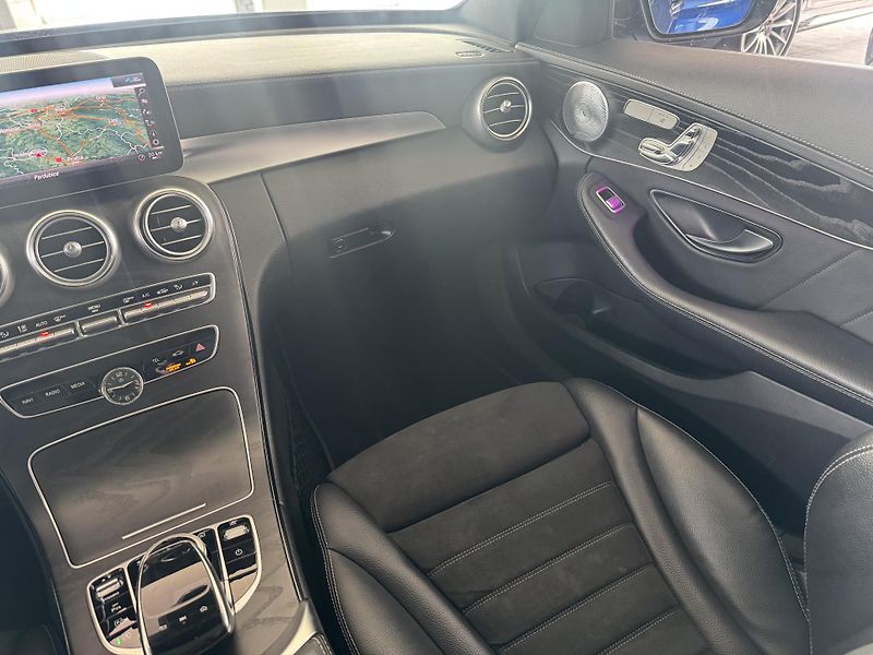Mercedes-Benz Třídy C (2019) C200 4M AMG LED PANORAMA - fotka 13 z 29