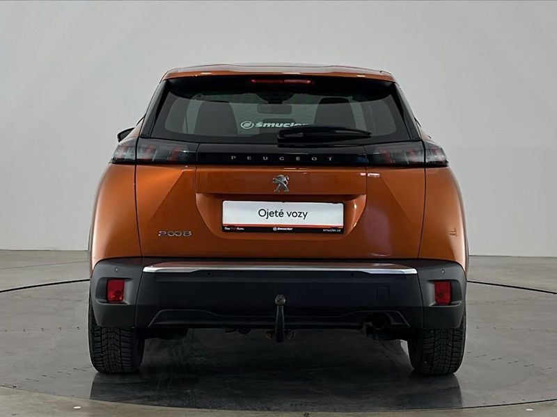 Peugeot 2008 SUV 2008 - fotka 17 z 29