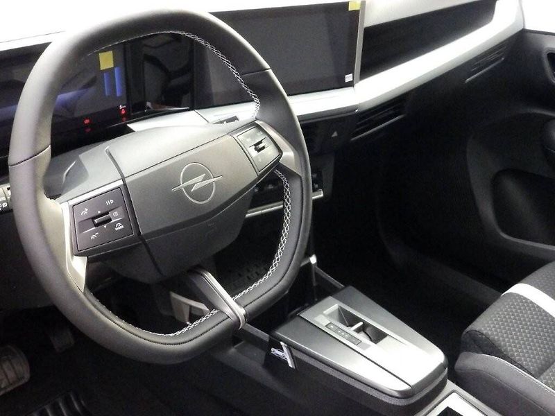 Opel Frontera (2026) Edition Hybrid 1.2Turbo - fotka 22 z 30