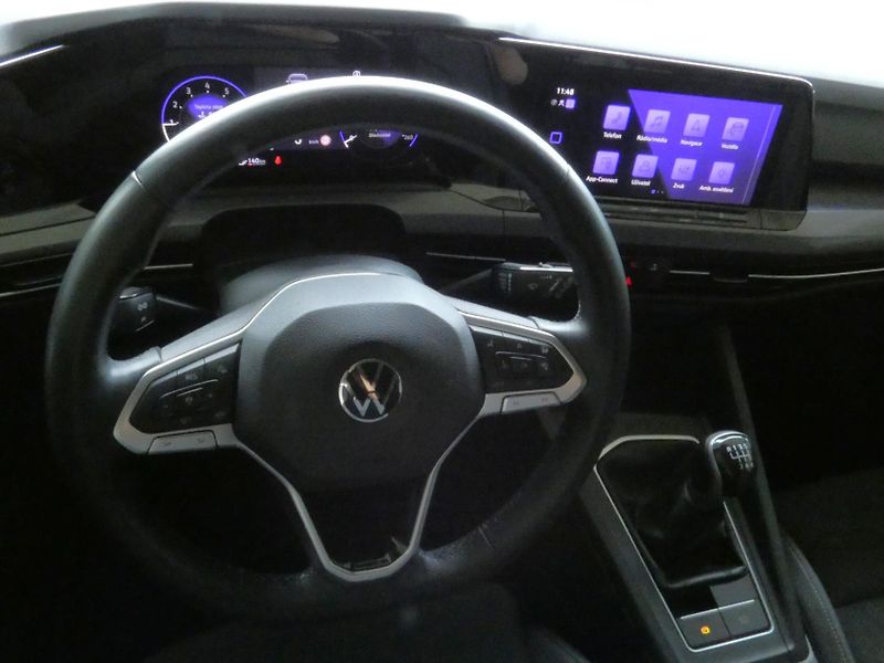 Volkswagen Golf (2020) Style 1,5 TSI - fotka 17 z 30