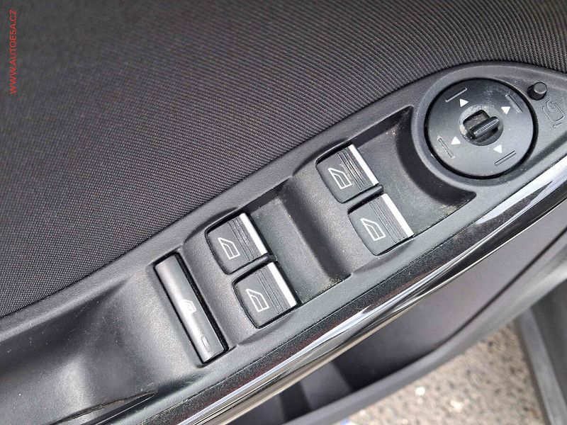Ford Focus (2016) 1.5TDCI, ČR, servis.kniha, AC - fotka 14 z 18