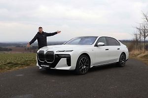 BMW řady 7 - 740d.