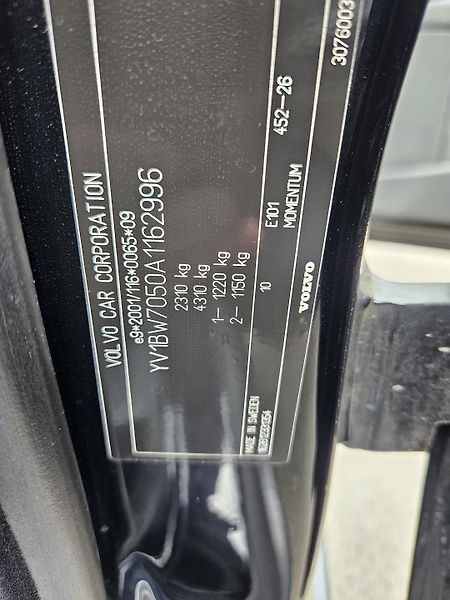 Volvo V70 (2010) 2.4 D5 151kw, MOŽNÉ SPLÁTKY  - fotka 22 z 25