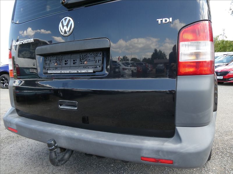 Volkswagen Transporter 2,0 TDi BUS 9.míst,klima,webas - fotka 10 z 46