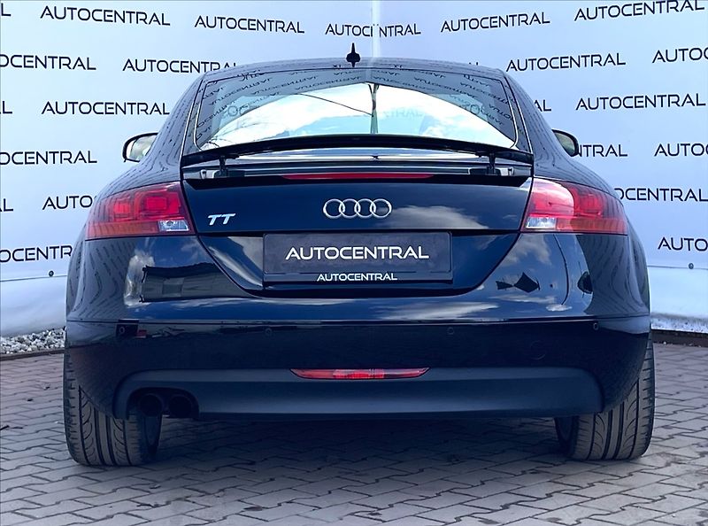 Audi TT 2,0 TFSi,147kW,S-line,serv.kn. - fotka 5 z 25