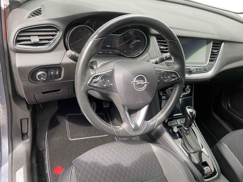 Opel Grandland X (2018) 1.2 T, Innovation, AT, navi - fotka 12 z 19