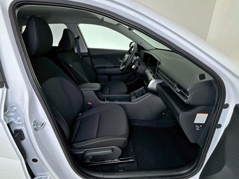 Hyundai Kona (2026) Czech Edition Paket Dark - fotka 9 z 29