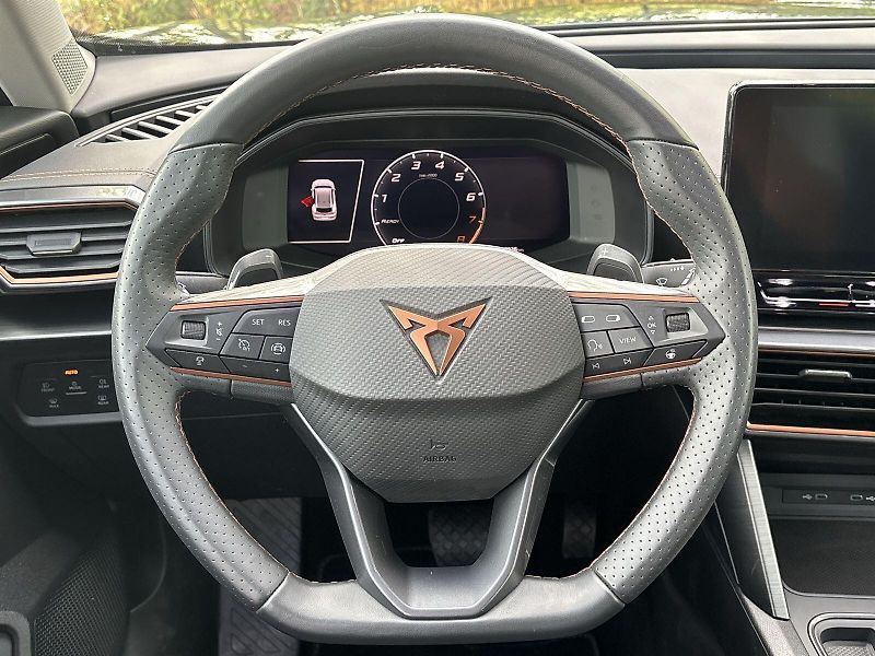 Cupra Formentor (2023) 1.5 TSI DSG - fotka 18 z 27