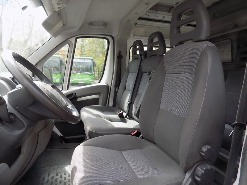 Peugeot Boxer (2011) 3,0 116KW 6MÍST L5H2 - fotka 15 z 33