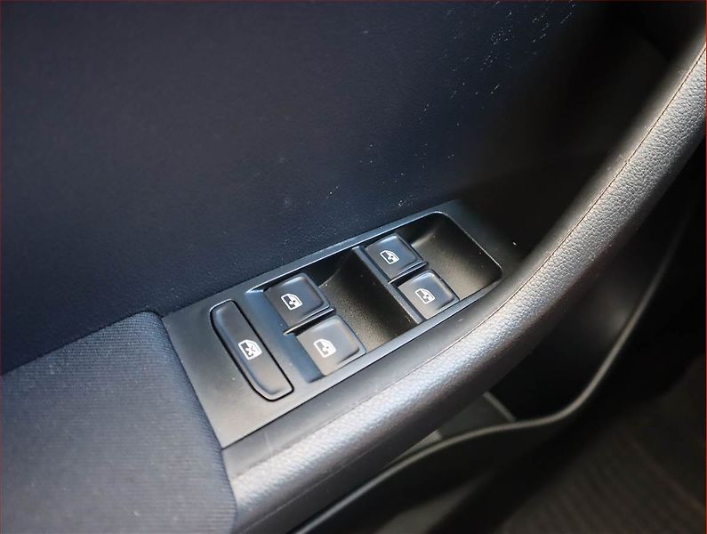 Škoda Fabia (2018) Ambition 1.0 TSI, Tempomat - fotka 13 z 18