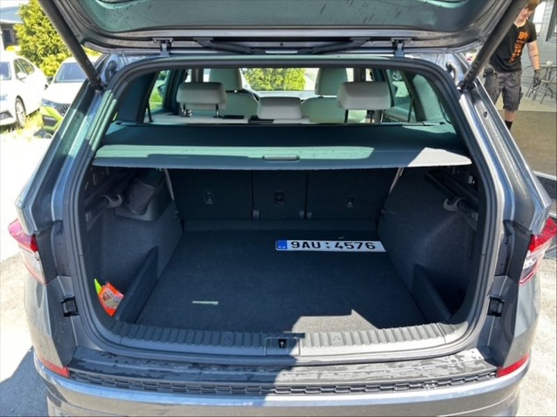 Škoda Kodiaq 2,0 TSI 140 L&K 4x4 AT - fotka 6 z 11