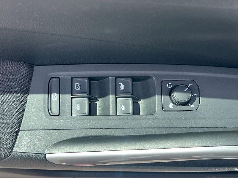 Škoda Fabia (2025) Top Selection 1.0TSi 70kW 5°ma - fotka 26 z 28