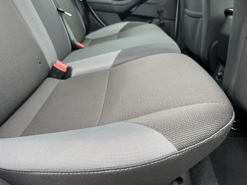 Ford Focus 1.0i KLIMATIZACE ALU PŮVOD ČR - fotka 28 z 37