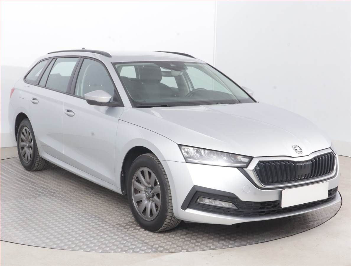 Škoda Octavia Ambition 2.0 TDI, ČR,1.maj