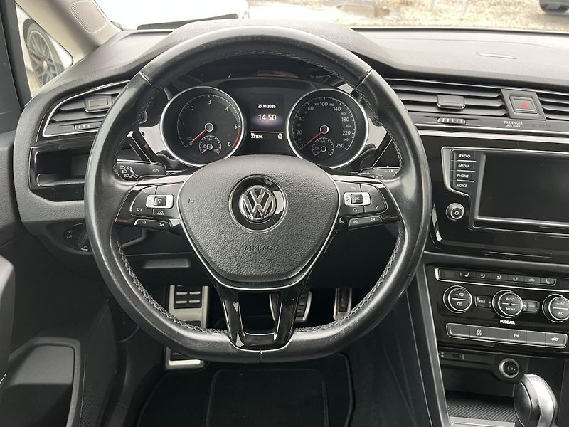 Volkswagen Touran (2016) 2.0 TDI 110 KW DSG  - fotka 14 z 19