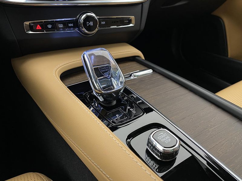 Volvo V90 CC B5 AWD ULTIMATE AUT  - fotka 27 z 66