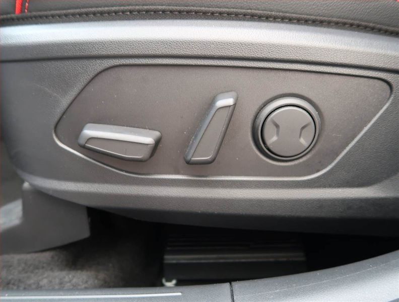 Hyundai Tucson (2023) N-Line Style 1.6 T-GDI 48V MHE - fotka 16 z 22