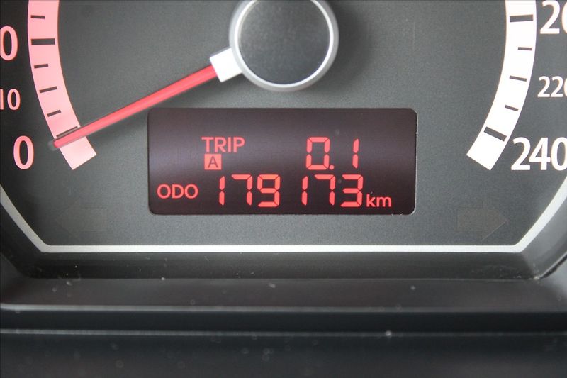 Kia Ceed 1,4 i  ČR,1.MAJITEL,SERVIS - fotka 9 z 28