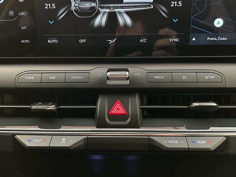 Kia K4 1.6 T-GDi EXCLUSIVE 110 KW (20 - fotka 9 z 32