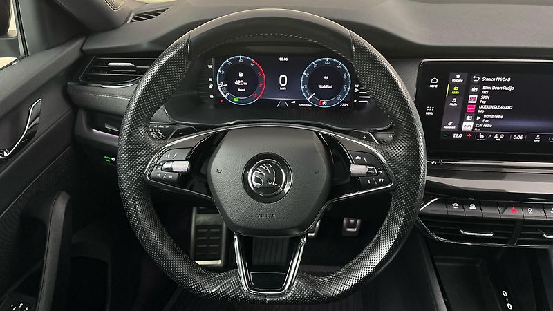 Škoda Octavia 2.0 TDI DSG 4x4 Style Combi - fotka 9 z 25